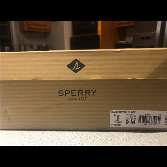 NIB Sperry rain boots - Picture 7 of 7